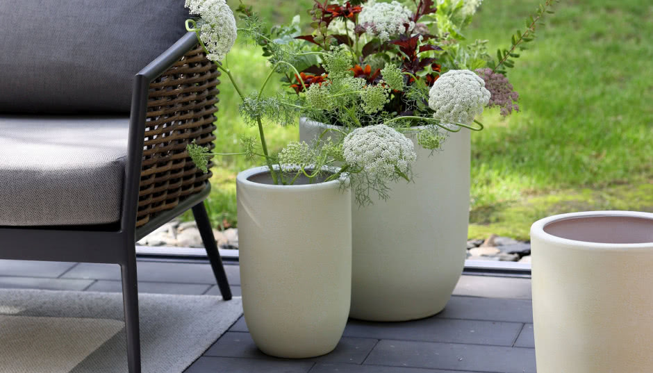 Marzysz o idealnym tarasie? Odkryj modne donice Garden & You i stwórz wyjątkową strefę relaksu!