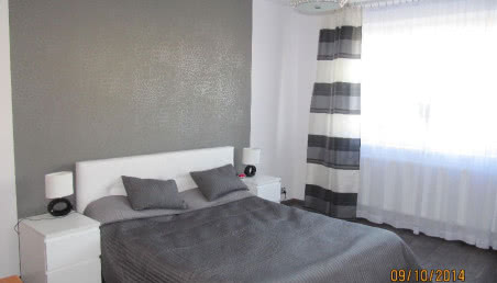 Jak ożywić aranżację sypialni?