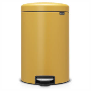 Kosz na śmieci pedałowy NewIcon 20l, Fabryka Form, 439 zł