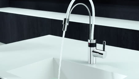 Funkcjonalna i oszczędna bateria kuchenna