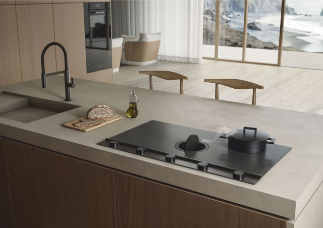 Płyta indukcyjna zintegrowana z okapem NikolaTesla Unplugged w wykończeniu RAW, Elica.