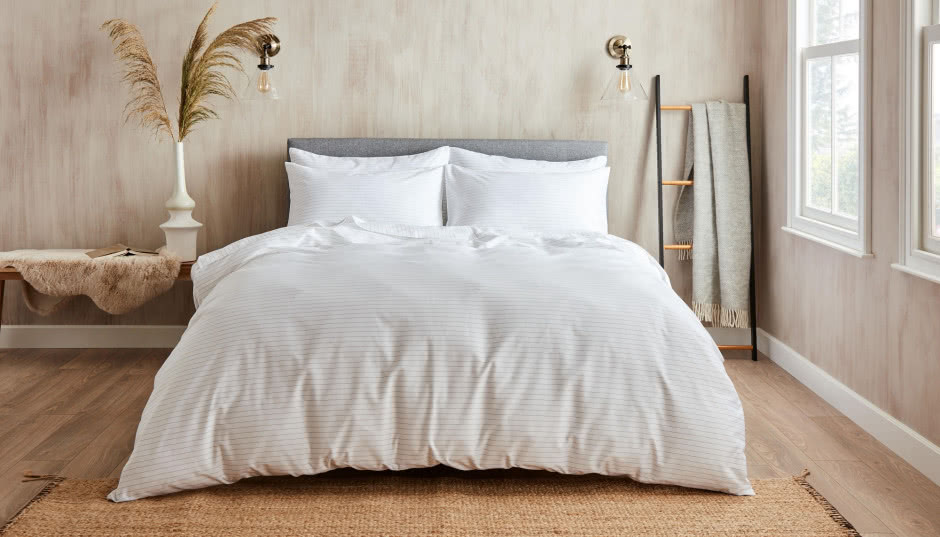 3 sposoby na efektowne ścielenie łóżka