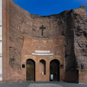 Igor Mitoraj, „Upadły Anioł”. Rzeźba znajduje...