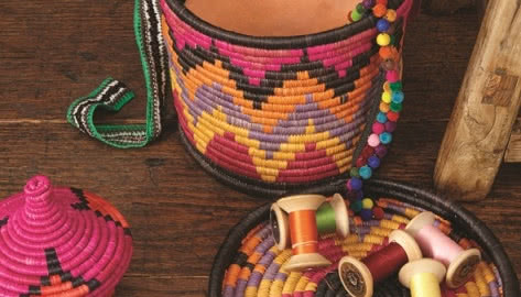 Ugandyjskie kosze i kawa w TK Maxx