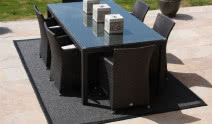 Fotele i stół do ogrodu