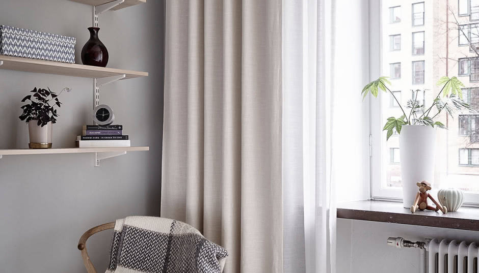 Metamorfoza salonu w jasnych kolorach