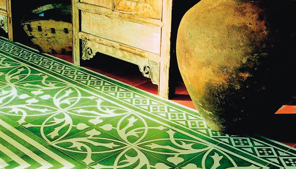 Płytki podłogowe w salonie