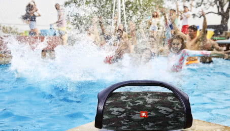 JBL Boombox w kolorze moro - hit sezonu!