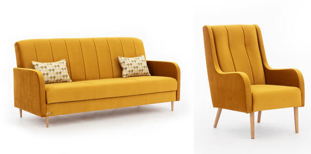 wersalka w kolorze musztardowym, fotel 