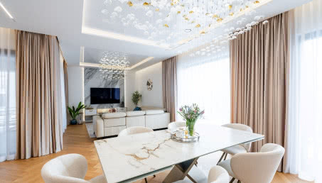 Dom w Chorzowie - wnętrza pełne blasku