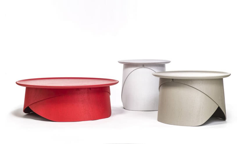 Zawijasy
Podstawa stolików Wrap jest wykonana z...