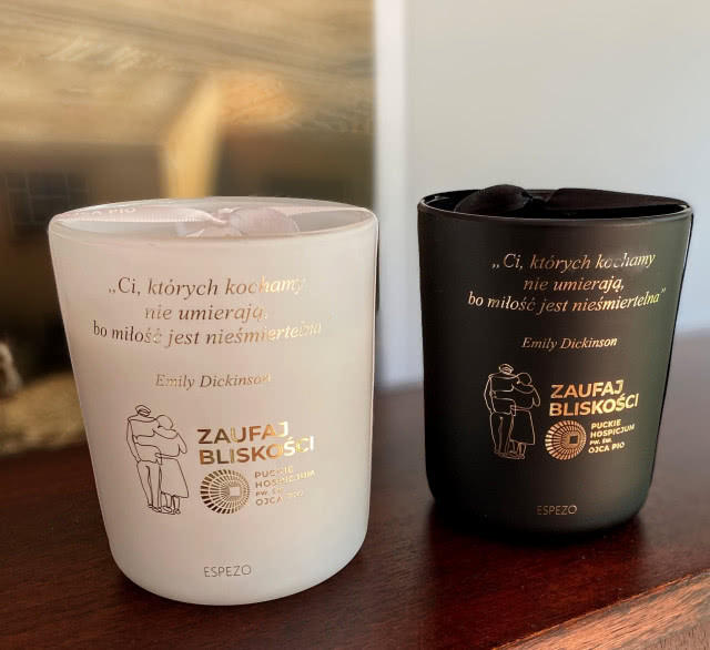 Świece ESPEZO z cytatami