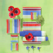 Szklane naczynia Appetizer oraz podkładki...