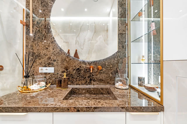 kamienna umywalka z blatem