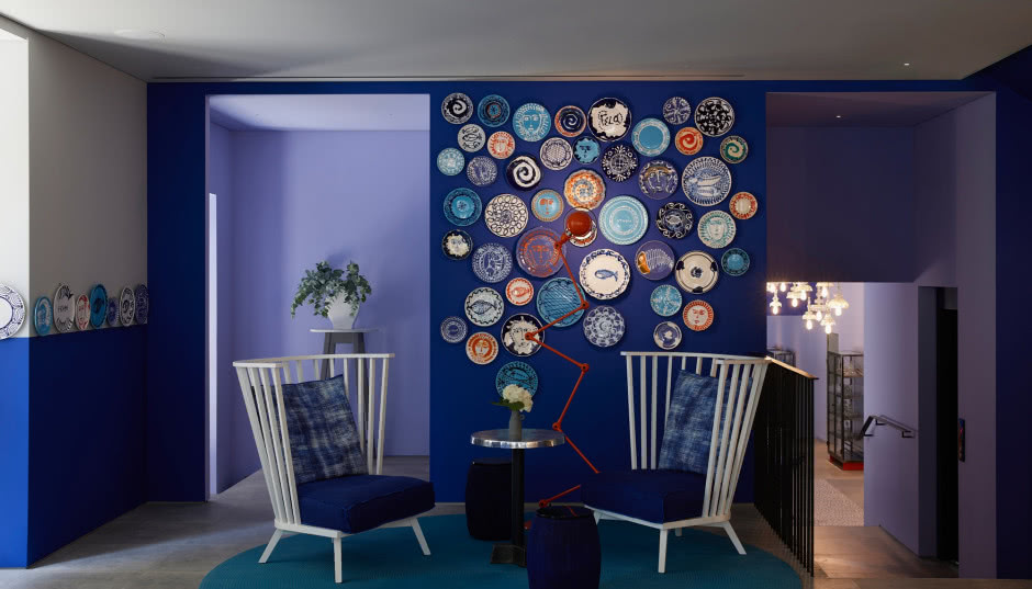 Ten hotel jest cały niebieski! Zaprojektowała go słynna włoszka!