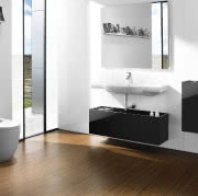 Łazienka urządzona produktami Roca