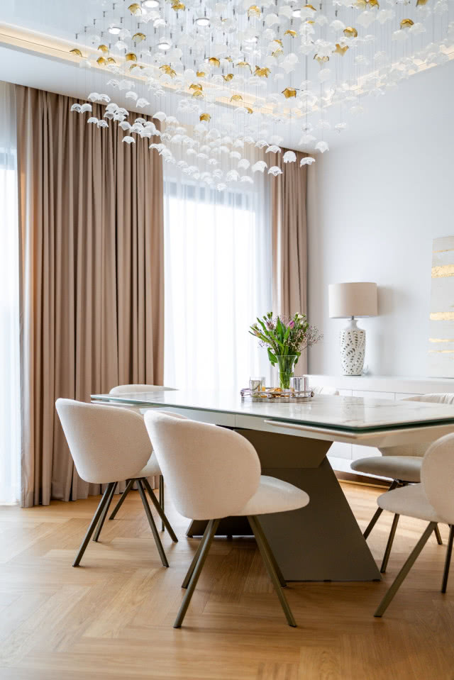 Dom w Chorzowie - wnętrza pełne blasku