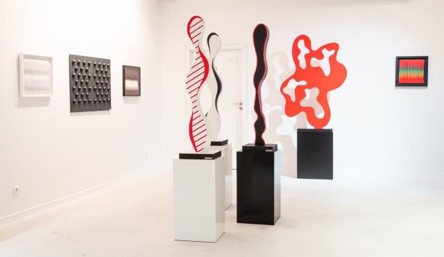 Rzeźba autor Veronica Taussig