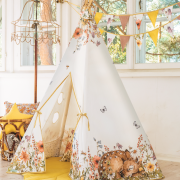 Namioty zawieszane nad sufitem można wykorzystać...