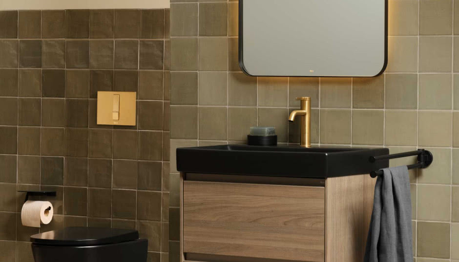 Roca pełna kolorów, struktur i wykończeń