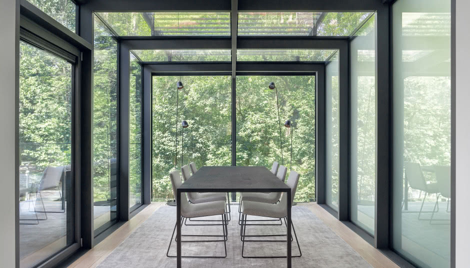 180-metrowy apartament z oszklonym ogrodem zimowym