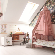 Namioty zawieszane nad sufitem można wykorzystać...