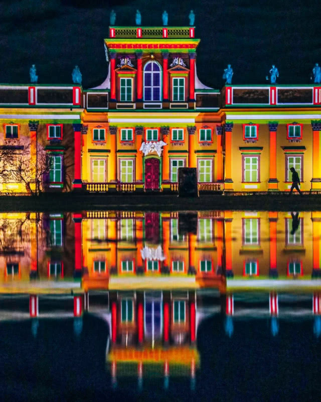 pałac wilanów w kolorach