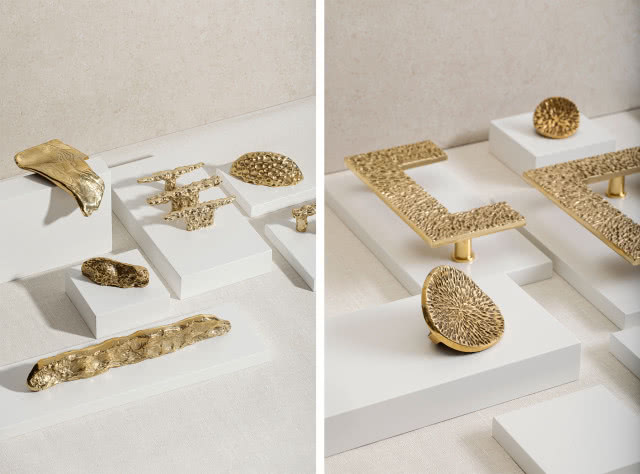 Na lewym zdjęciu mosiężne uchwyty: Pieza, Genesis M, Genesis L, Devon I, Silur - ArcheCollection. Na prawym zdjęciu mosiężne uchwyty: Spark Dot, Spark Square 0,5, Spark Dot Mini, Spark Square - ArtCollection.