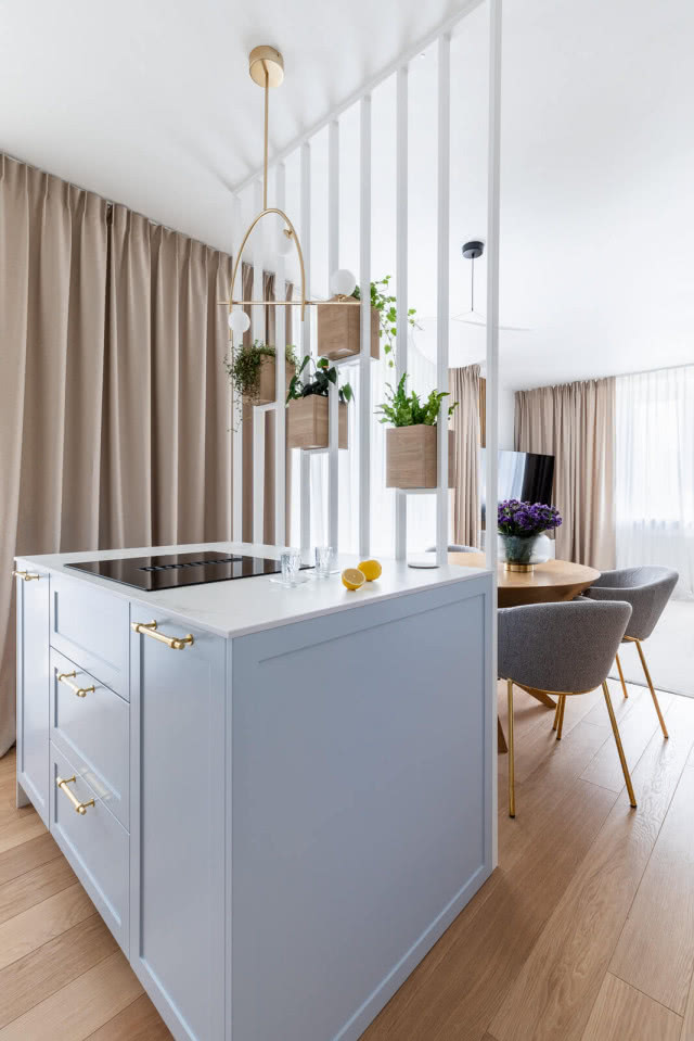 wyspa w kuchni niebieska