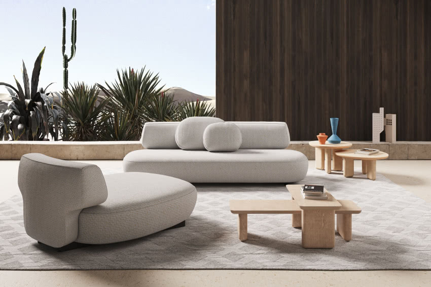 Biomorficzne sofy i fotele rozpierają się w...