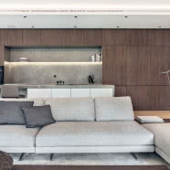 180-metrowy apartament z oszklonym ogrodem zimowym