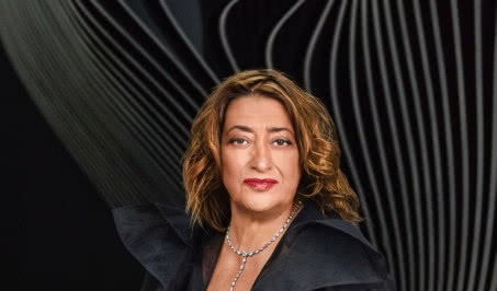 Na fali formy. Zaha Hadid