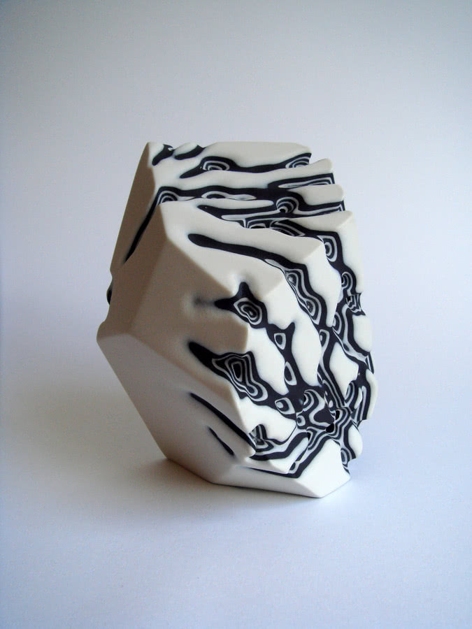 Piękno zniszczenia. Erozje to seria kanciastych...