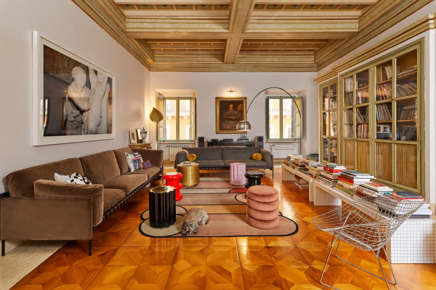 Mieszkanie znajduje się w Rzymie
w zabytkowym...