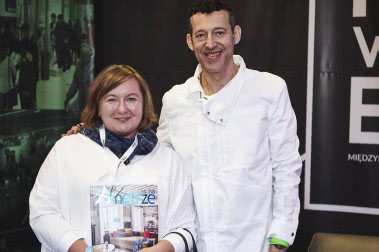 Krzesło nie zmieni świata. Wywiad z Karimem Rashidem.