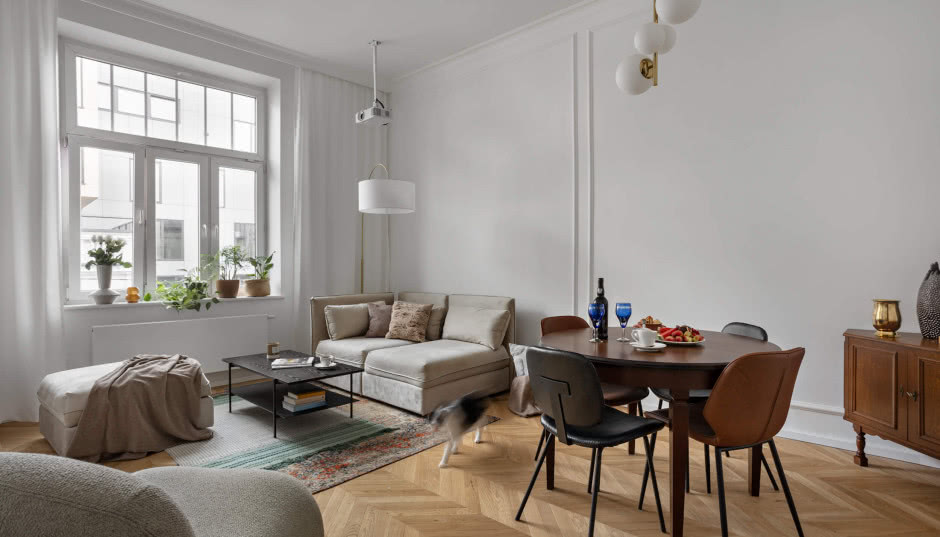 Metamorfoza krakowskiego mieszkania: zobacz, jak czerń podkreśla biel!