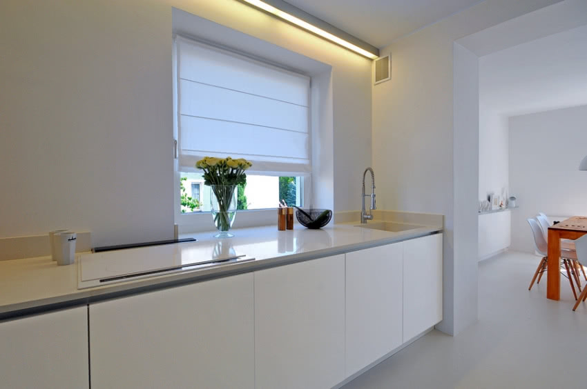 Biała płyta indukcyjna (De Dietrich) jest niemal...