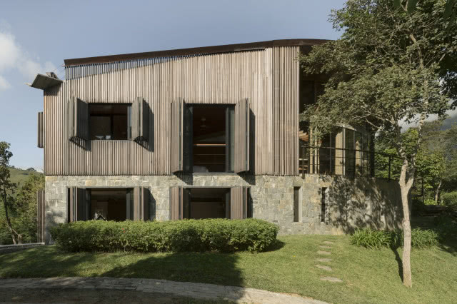 fragment domu w zbliżeniu