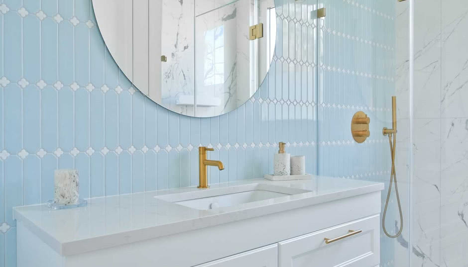 Jakie płytki będą najlepsze do strefy prysznica?