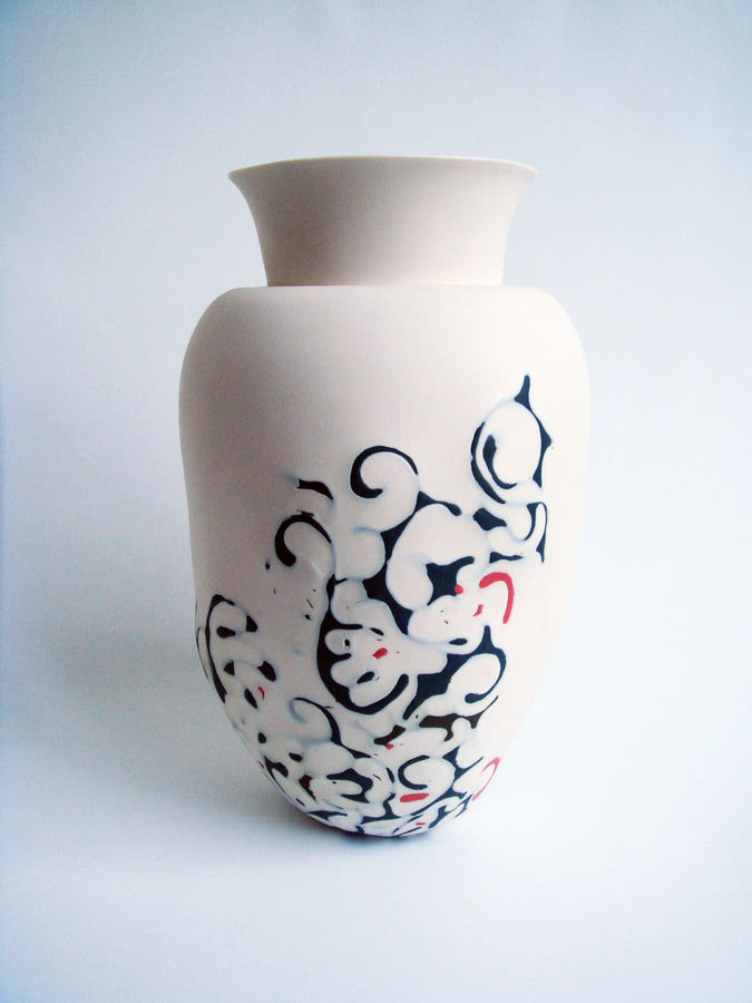 Ornamentalne metamorfozy. Porcelanowy wazon,...