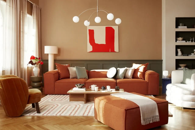 salon w kolorach bordowym, zgniłym zielonym 