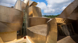 Frank Gehry - na zawsze pozostanie ikoną architektury naszej epoki