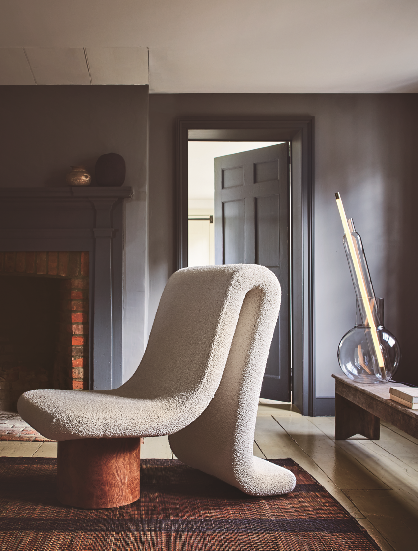 Miękkie linie fotela Slump wyglądają zjawiskowo...