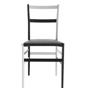 Krzesło bez przymiotników
Superleggera to...