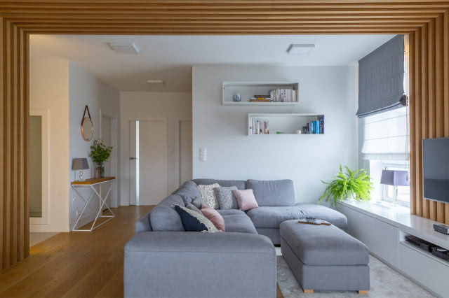 Drewniana obudowa sufitu i ścian