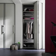 Meble przedpokojowe GO w kolorze dąb sonoma. W...