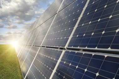 Instalacja fotowoltaiczna w 2023 roku - ceny, montaż, opłacalność