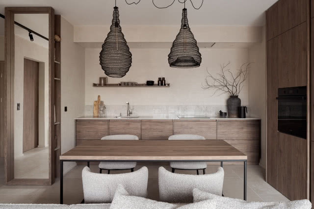 Boho lampy nad stołem w jadalni